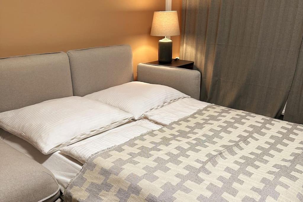 2 Zimmer Apartment Mit Parkplatz เบอร์ลิน ภายนอก รูปภาพ